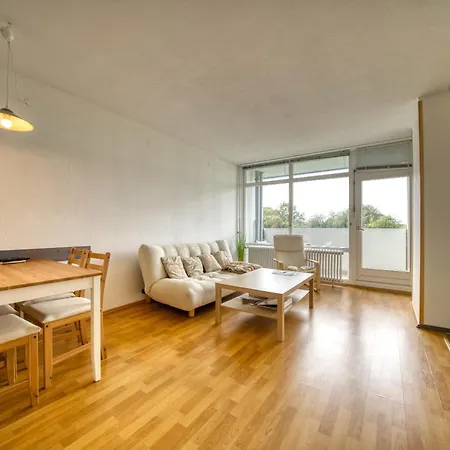 - Haus L, App 0leg09 *
